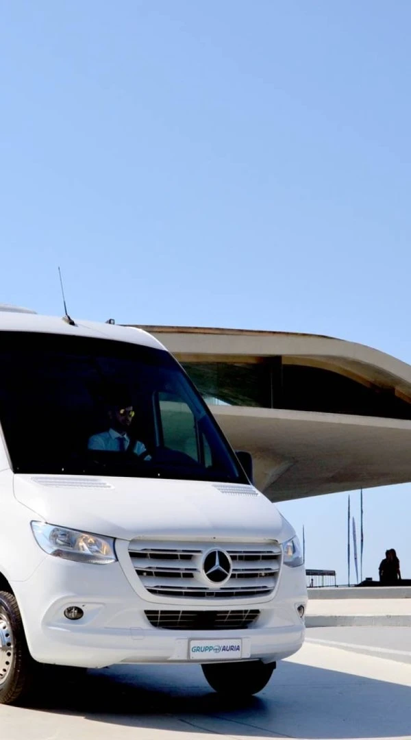 Minibus